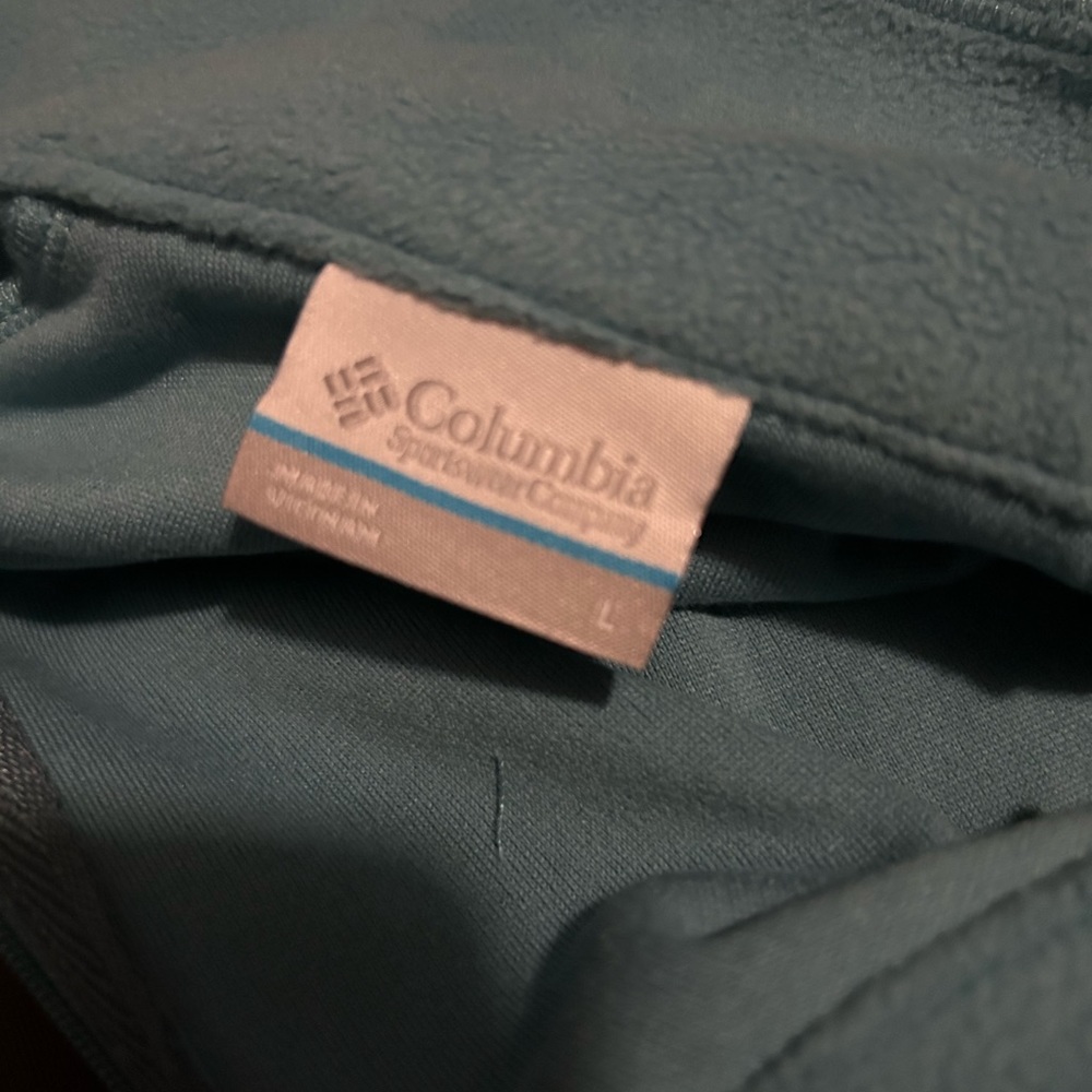 Blue columbia pullover - Picture 3 of 3